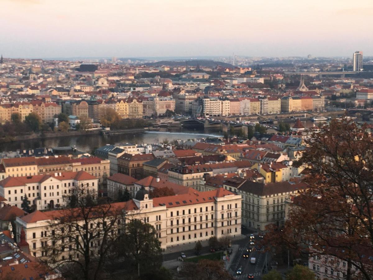 Exclusive Apartment On Zborovska Prag Dış mekan fotoğraf